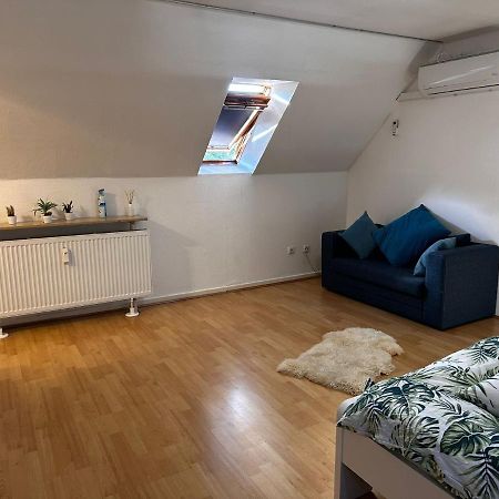 A&V Apartments Gemuetliche Rheinblick Wohnung Apt Daisy Дуйсбург Екстер'єр фото
