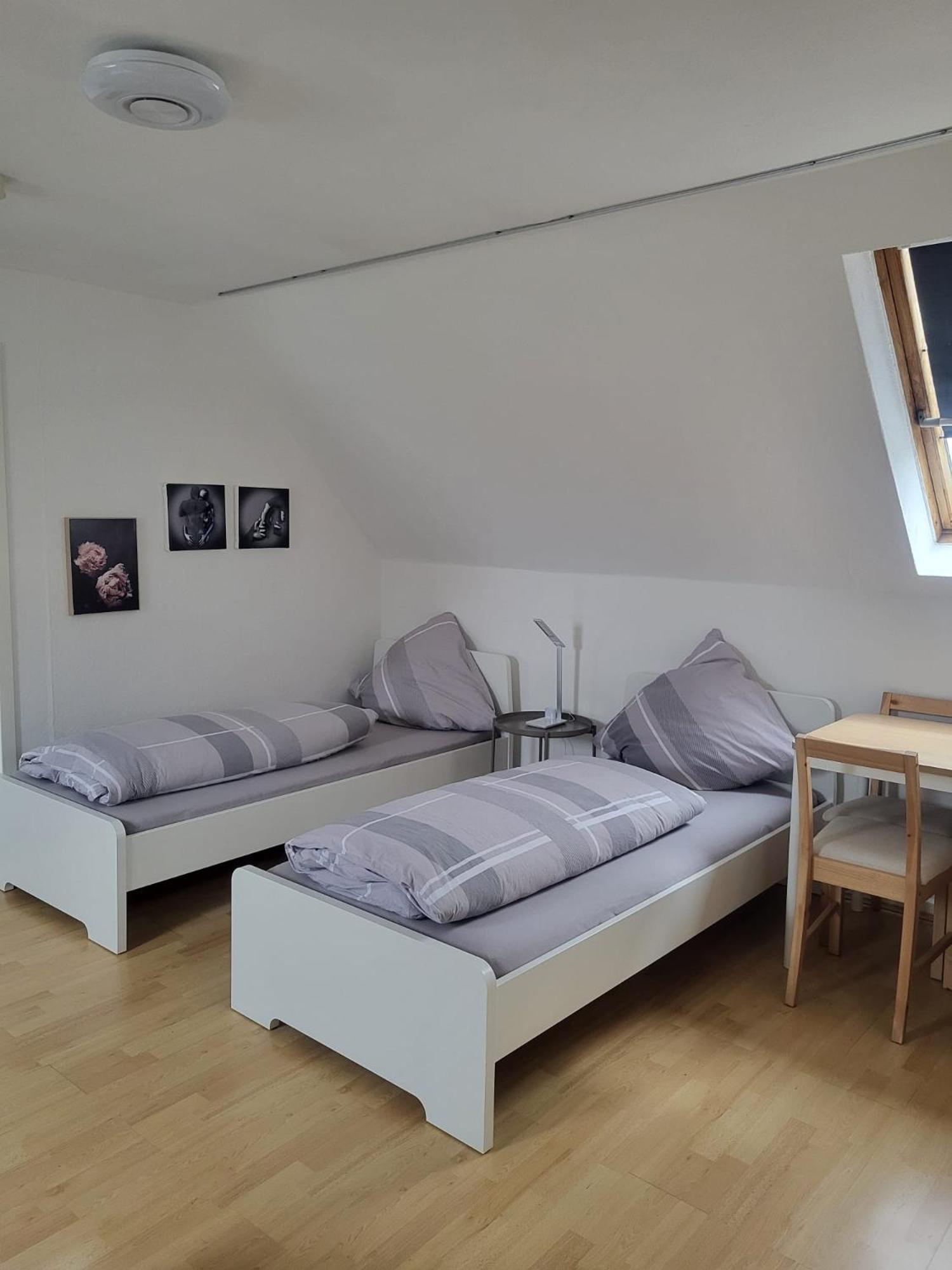 A&V Apartments Gemuetliche Rheinblick Wohnung Apt Daisy Дуйсбург Екстер'єр фото